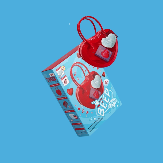 IZNA-Beep-QR-Album-Limited-Edition-cover-version-mkpoo