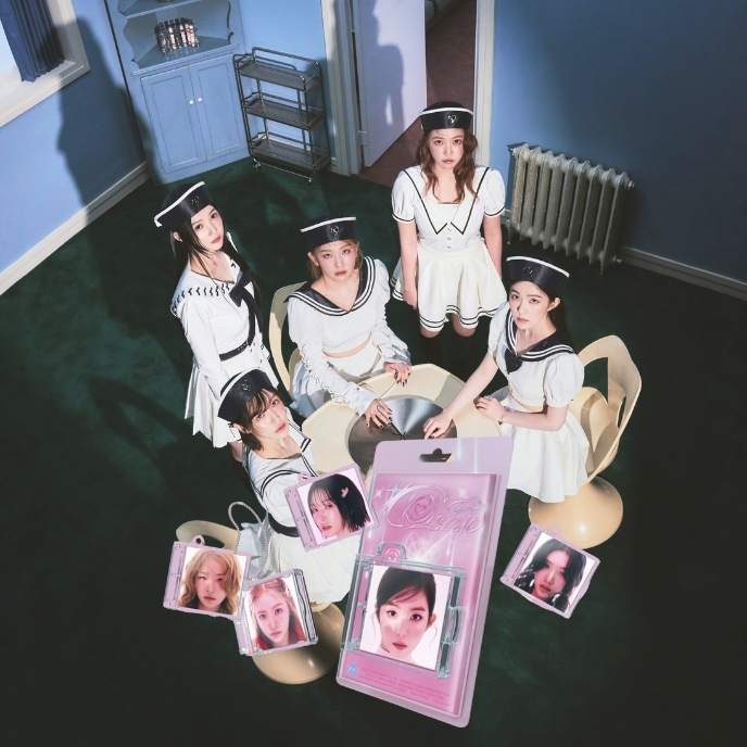 18548-red-velvet-redvelvet-cosmic-smini-cover-mkpop