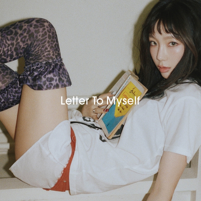 taeyeon-letter-to-myself-lp-cover-mkpop
