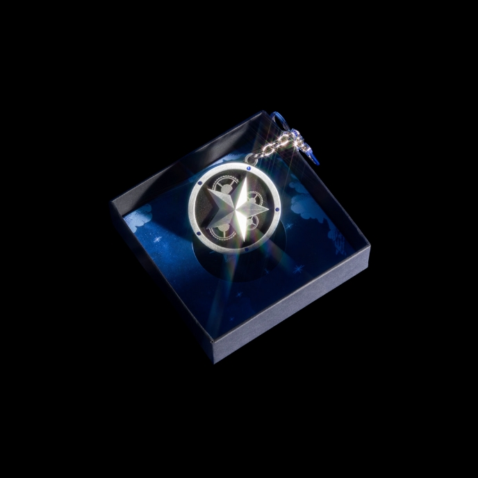TOMORROW-X-TOGETHER-TXT-The-Star-Chapter-TOGETHER-Star-Keyring-cover-version