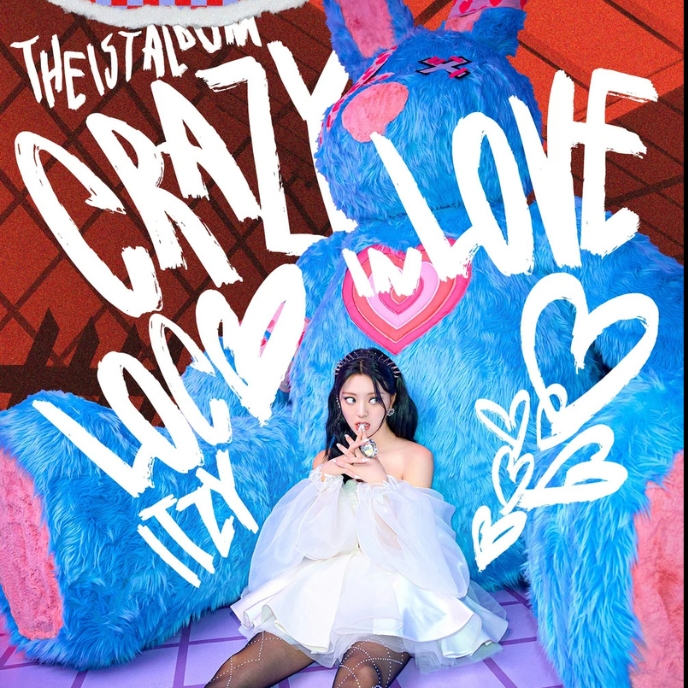 itzy-crazy-in-love-album-vol-1-version-yuna-mkpop
