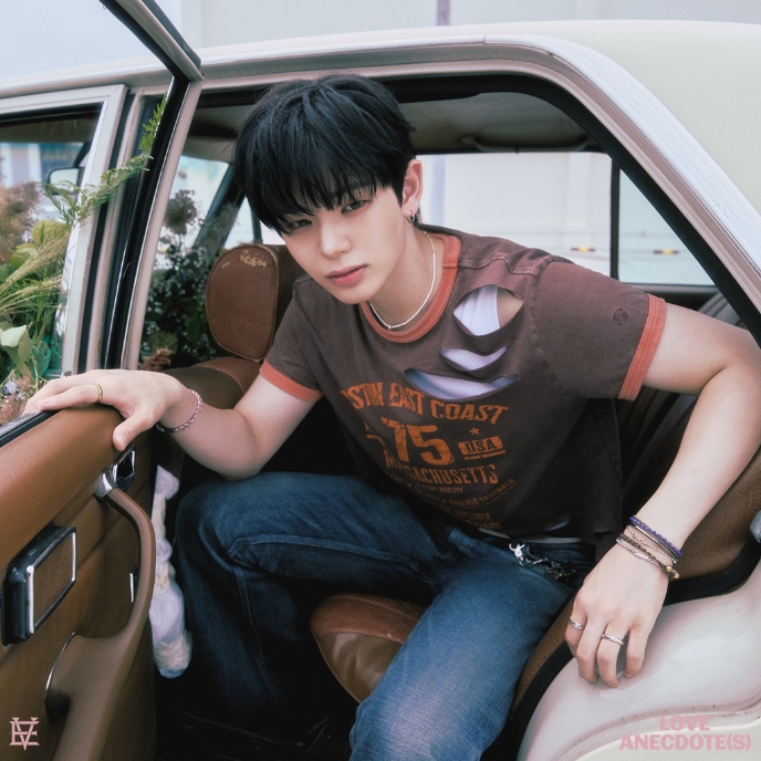 EVNN-Love-Anecdotes-Digipack-cover-version-MUNJUNGHYUN-mkpop