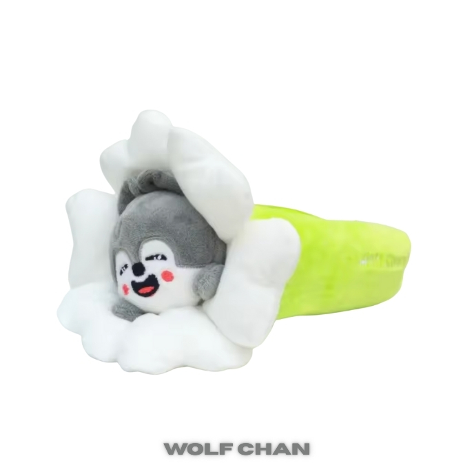 STRAY-KIDS-TROUSSE-SKZOO-COVER-Wolf-Chan-VERSION-MKPOP