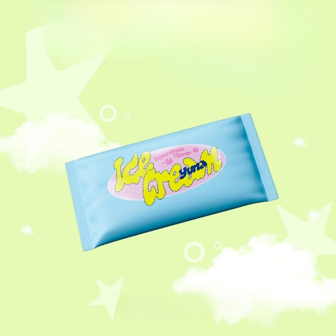 YUNA-ITZY-1-Mini-Album-Ice-Cream-Ice-Cream-Ver-mkpop (2)