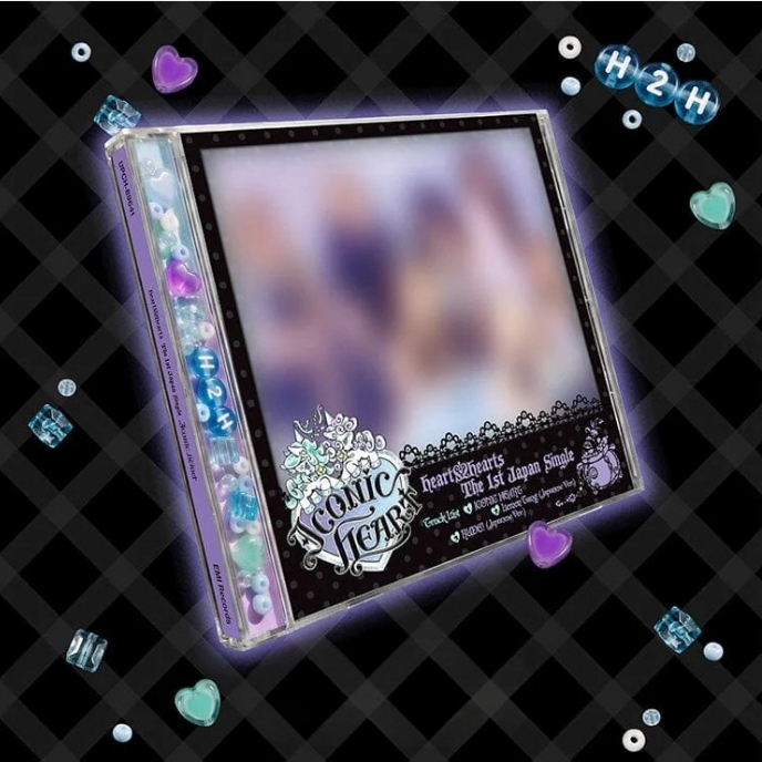 HEARTS2HEARTS-1ST-JAPAN-SINGLE-ICONIC-HEART-D-version-Cover-mkpop