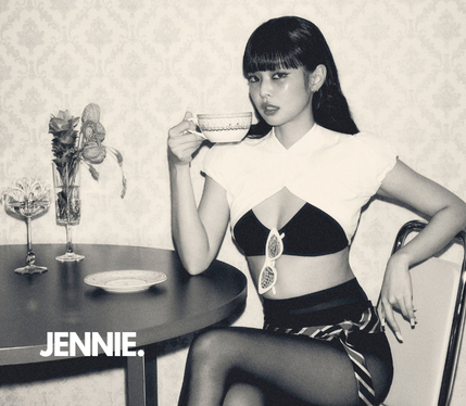 Jennie Kim est une chanteuse, rappeuse, danseuse et actrice sud-coréenne.