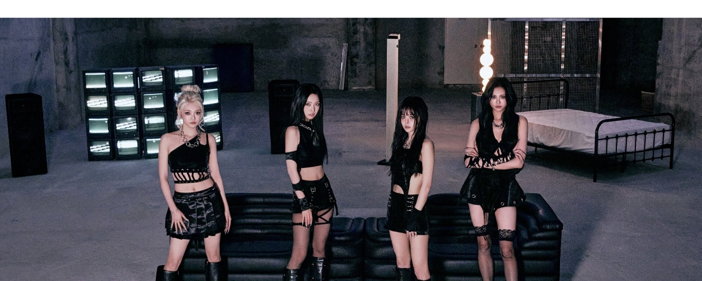 EVERGLOW, groupe sud-coréen sous le label Yue Hua Entertainment.
