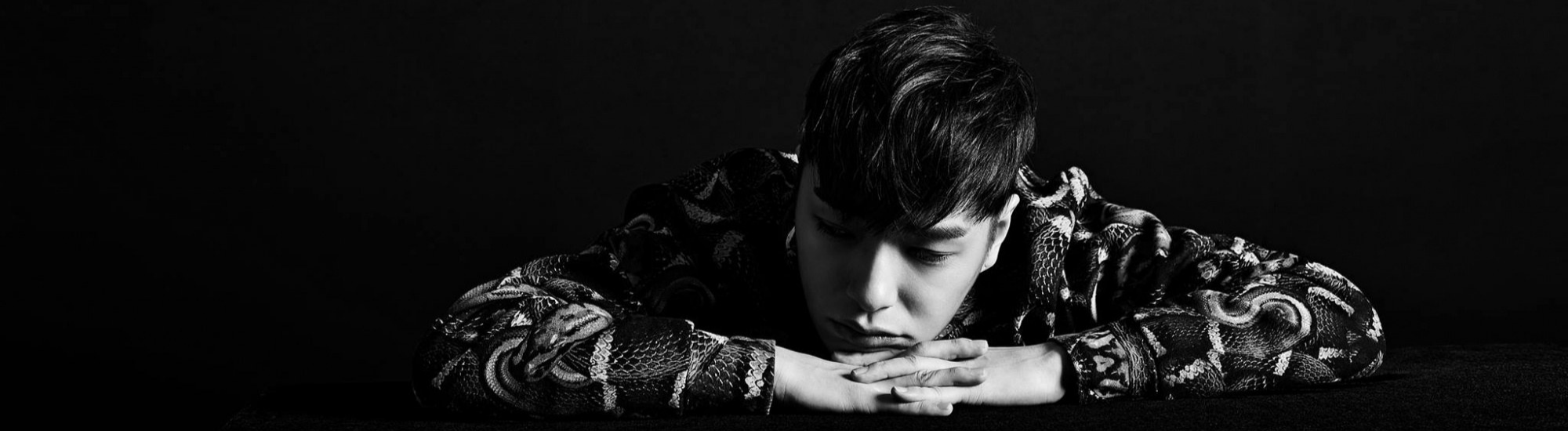 Jung Ki-seok, plus connu sous le nom de Simon Dominic, est un chanteur hip-hop sud-coréen.