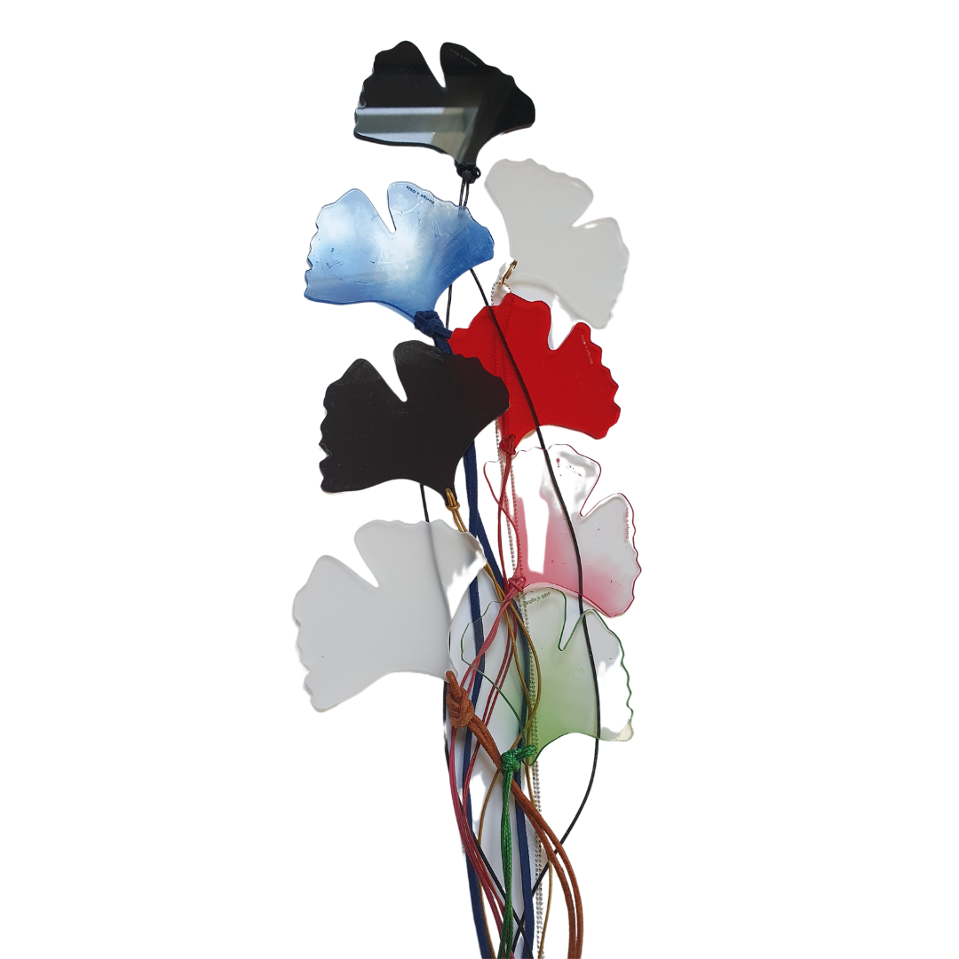 Bouquet de la collection dautomne, feuille de Gingko plexi aux peintures pastel estompées (série limitée)20231011_105742_0000