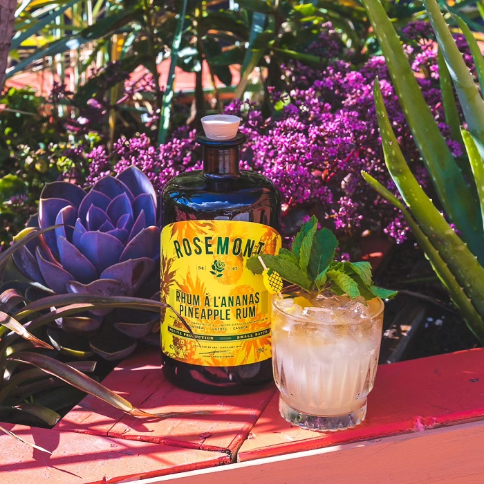 ROSEMONT Ananas  40 % | Boisson spiritueuse à lAnanas | Distillerie de Montréal