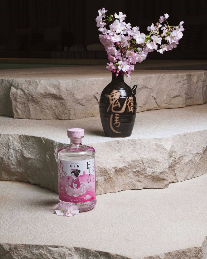 ETSU Sakura 43%  Édition Limitée  Un Gin Japonais Artisanal et Exclusif (1)