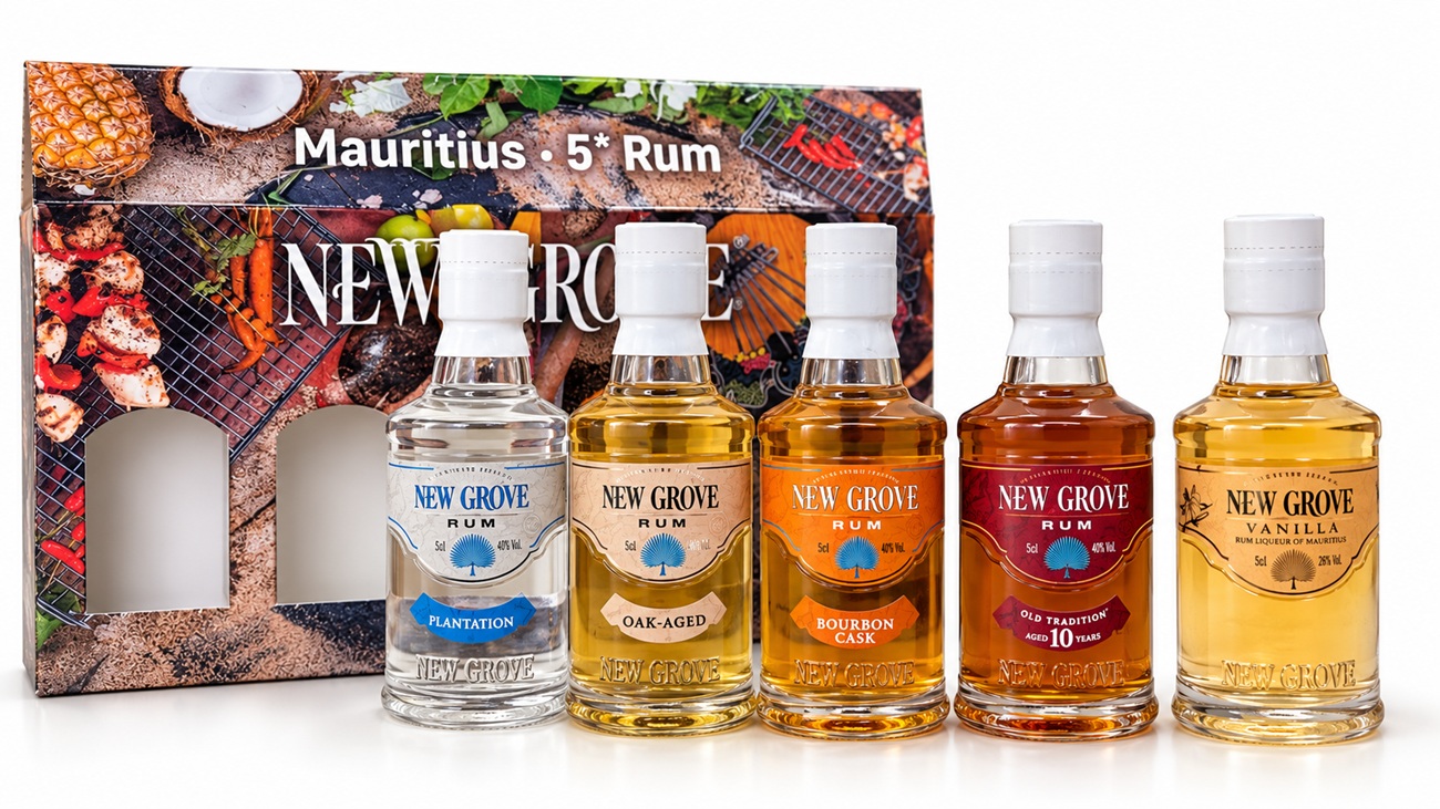 Coffret dégustation New Grove 5 rhums de lîle Maurice en mignonnettes de 5 cl avec étui cadeau.