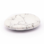 galet-anti-stress-howlite-blanche