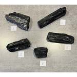 pierre brute tourmaline