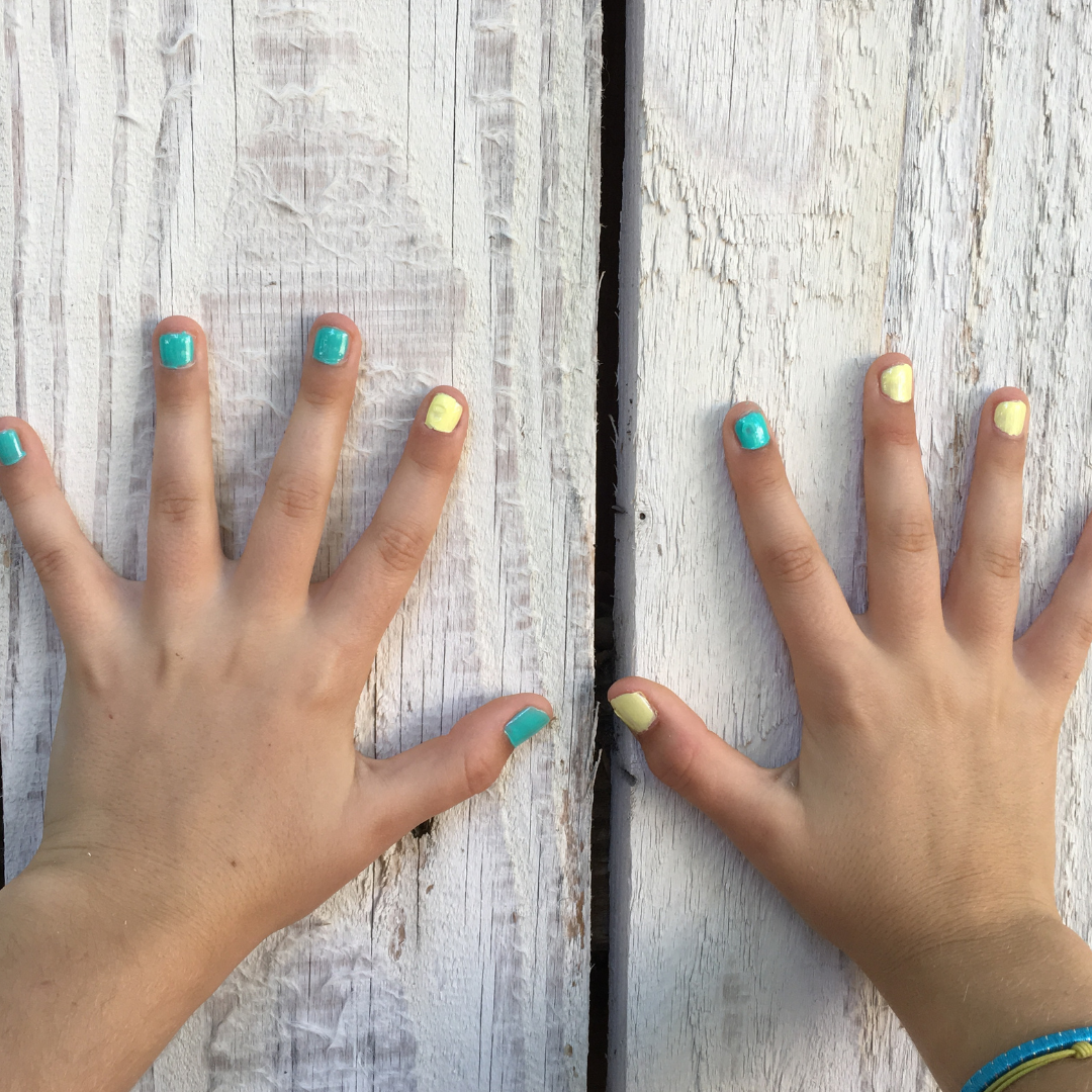 Vernis pour enfant à l'eau et pelliculable rouge Madame, Rosajou