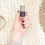 vernis a ongles bleu vegan boho veganame