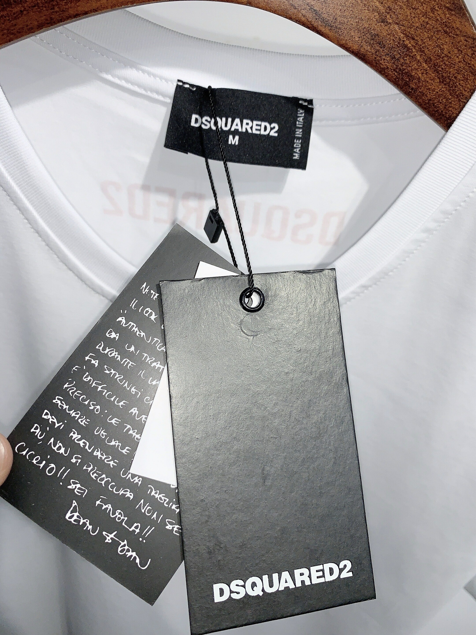 Dsquared2-T-Shirt-manches-courtes-col-rond-pour-homme-ample-et-tendance-en-coton-imprim-classique