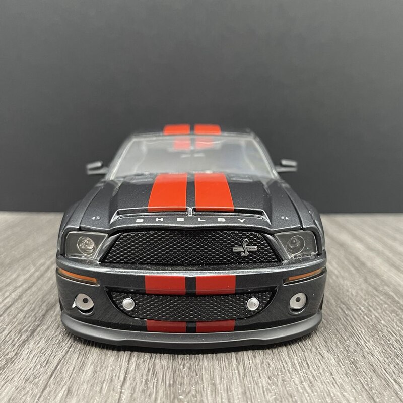 Ford-Mustang-Shelby-GT500-KR-1-24-mod-le-de-voiture-de-sport-en-alliage-en