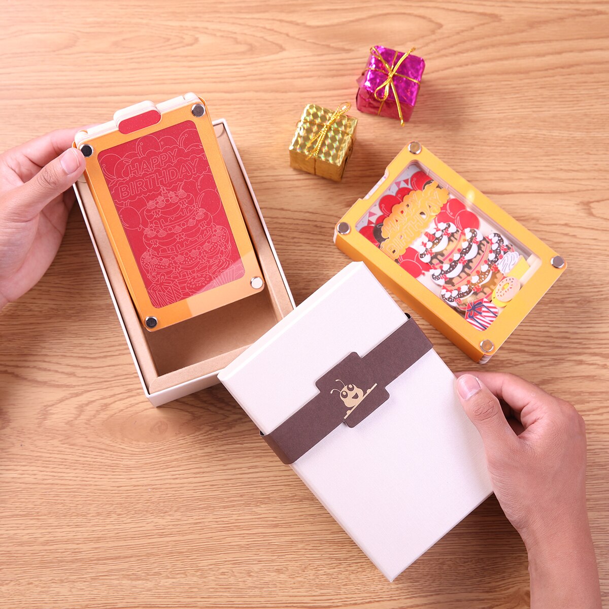 Porte-crayon-avec-image-magique-3D-cadeau-d-anniversaire-signet-pour-ordinateur-portable-fournitures-de-bureau