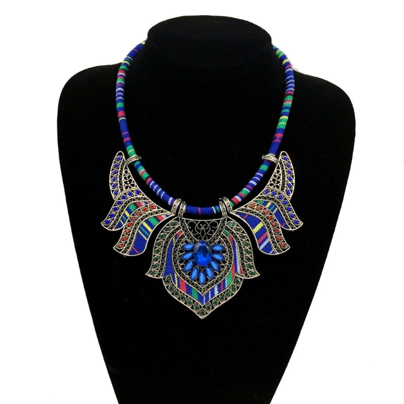 Collier-ras-du-cou-avec-bavoir-pais-style-boh-me-indien-africain-gyptien-Tribal