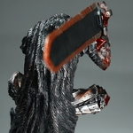 Figurine-de-dessin-anim-Berserk-Guts-L-en-PVC-armure-de-combat-noire-cadeaux-pour-enfants