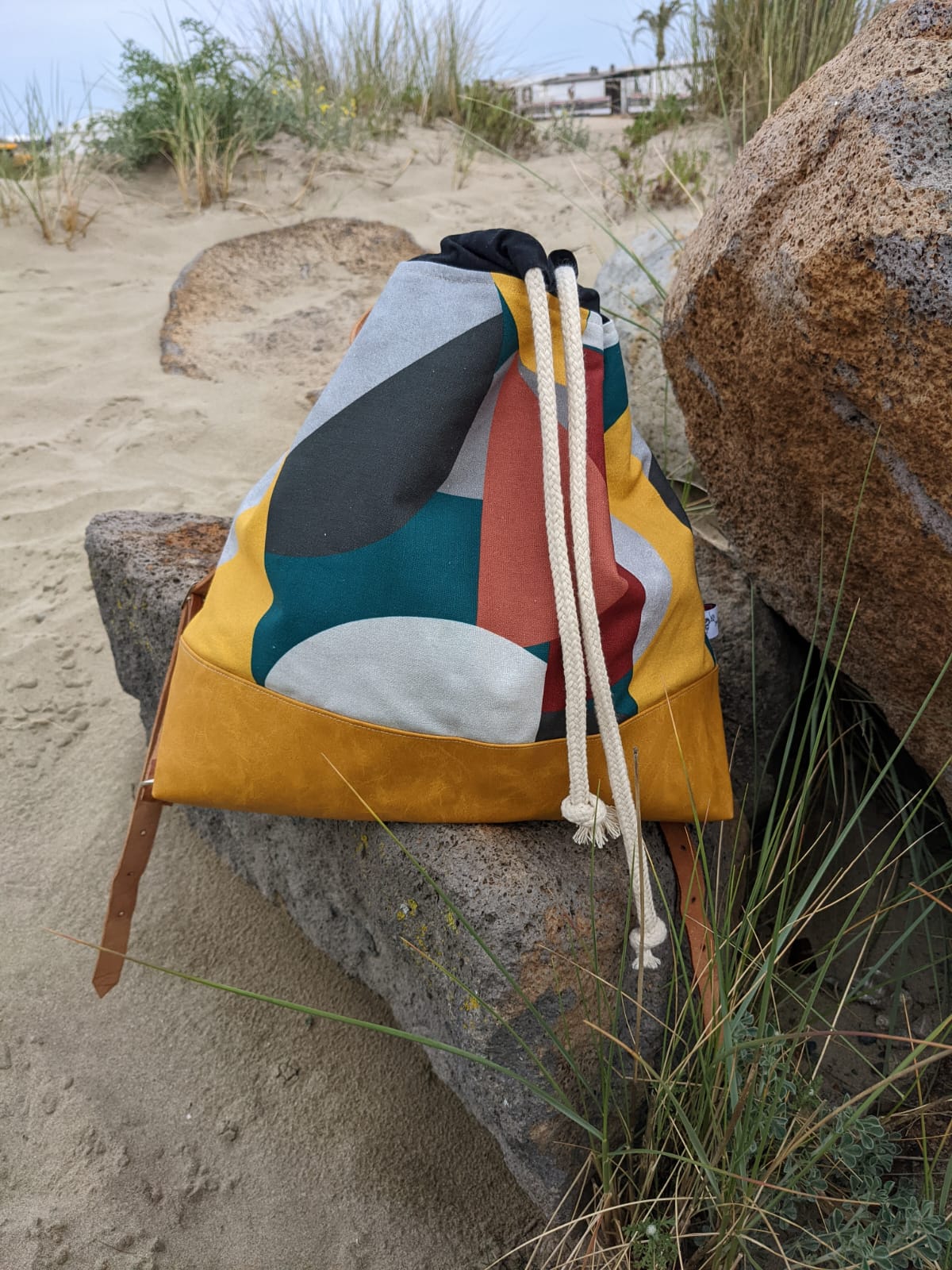 sac à dos sac à main moutarde