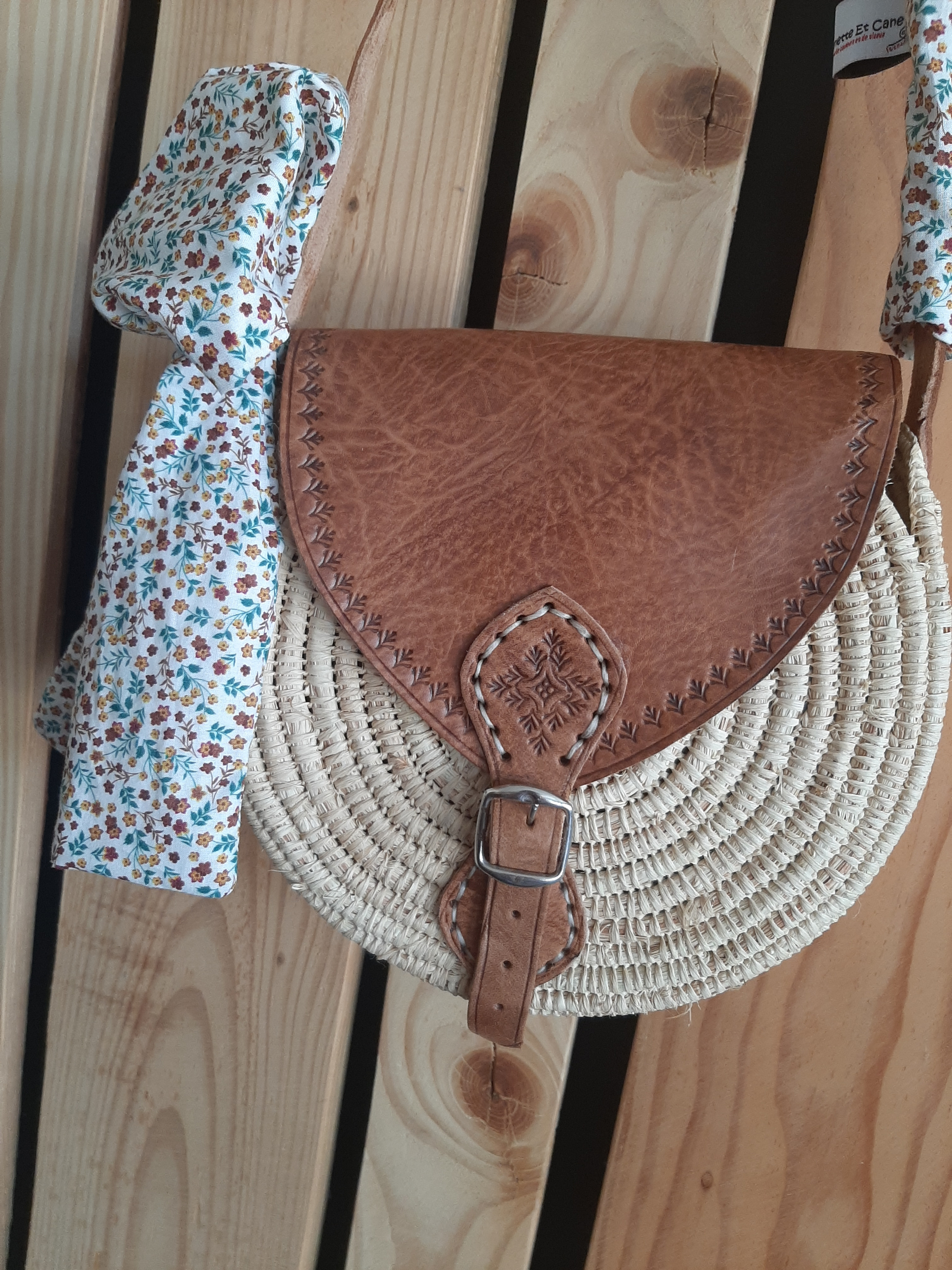 Sac rond en outlet rafia