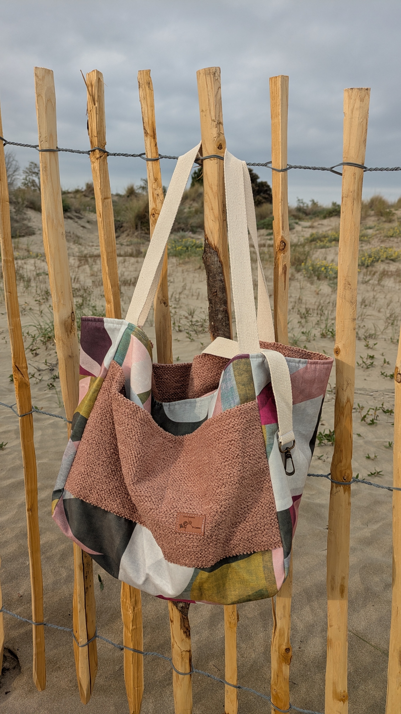 Méga sac pile ou face géom rose