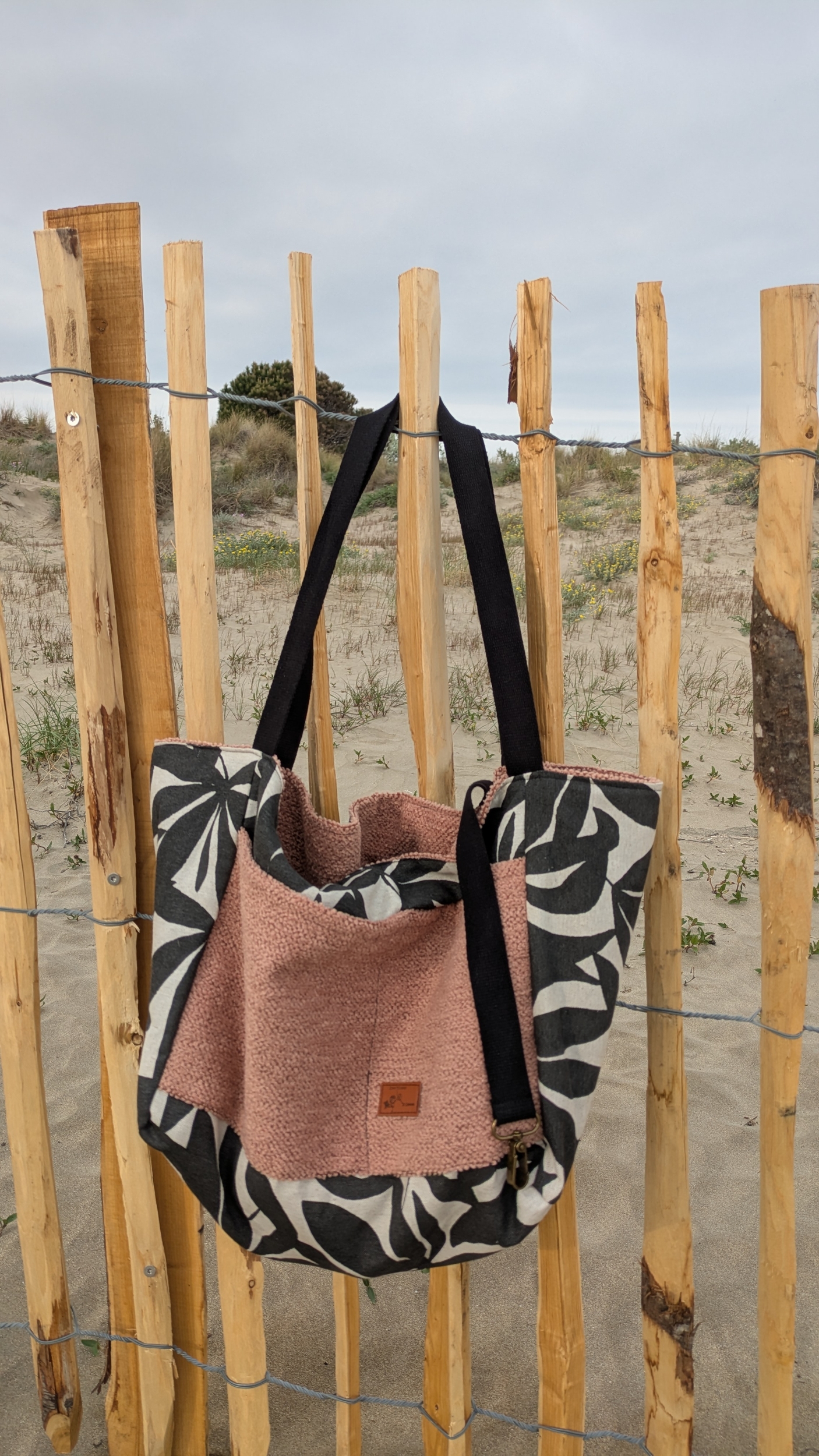 Méga sac pile ou face feuilles noires