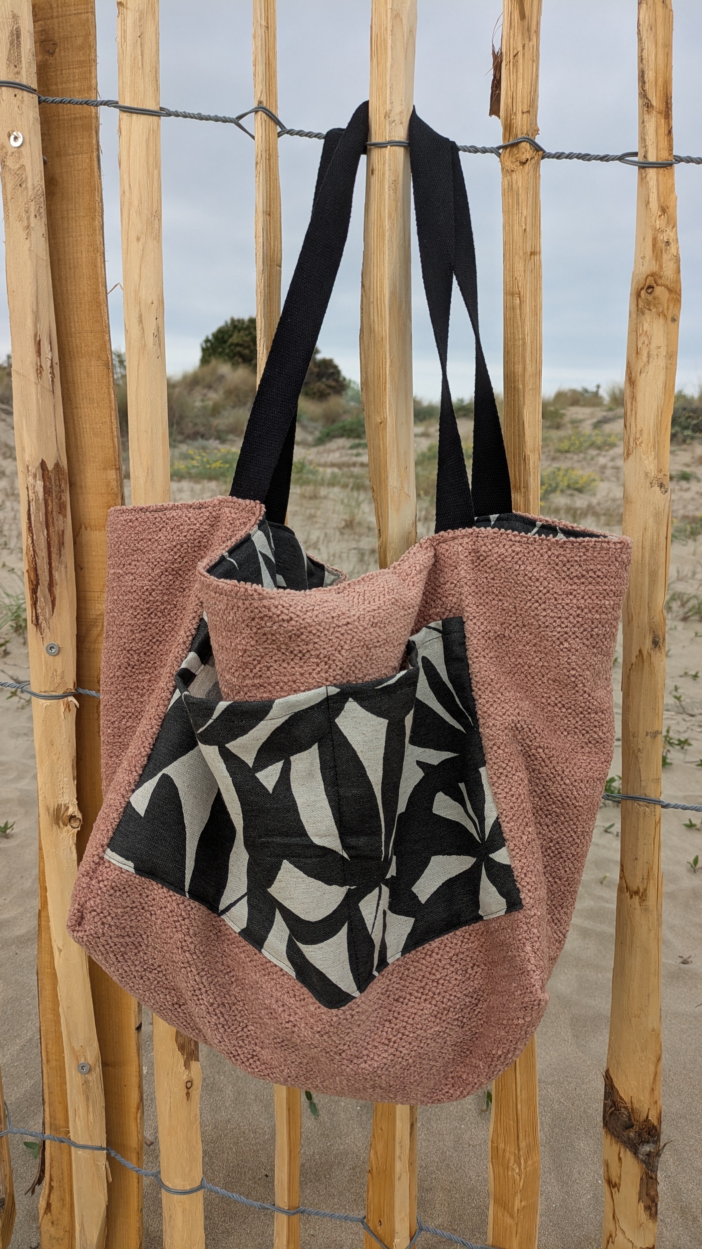 Méga sac pile ou face feuilles noires