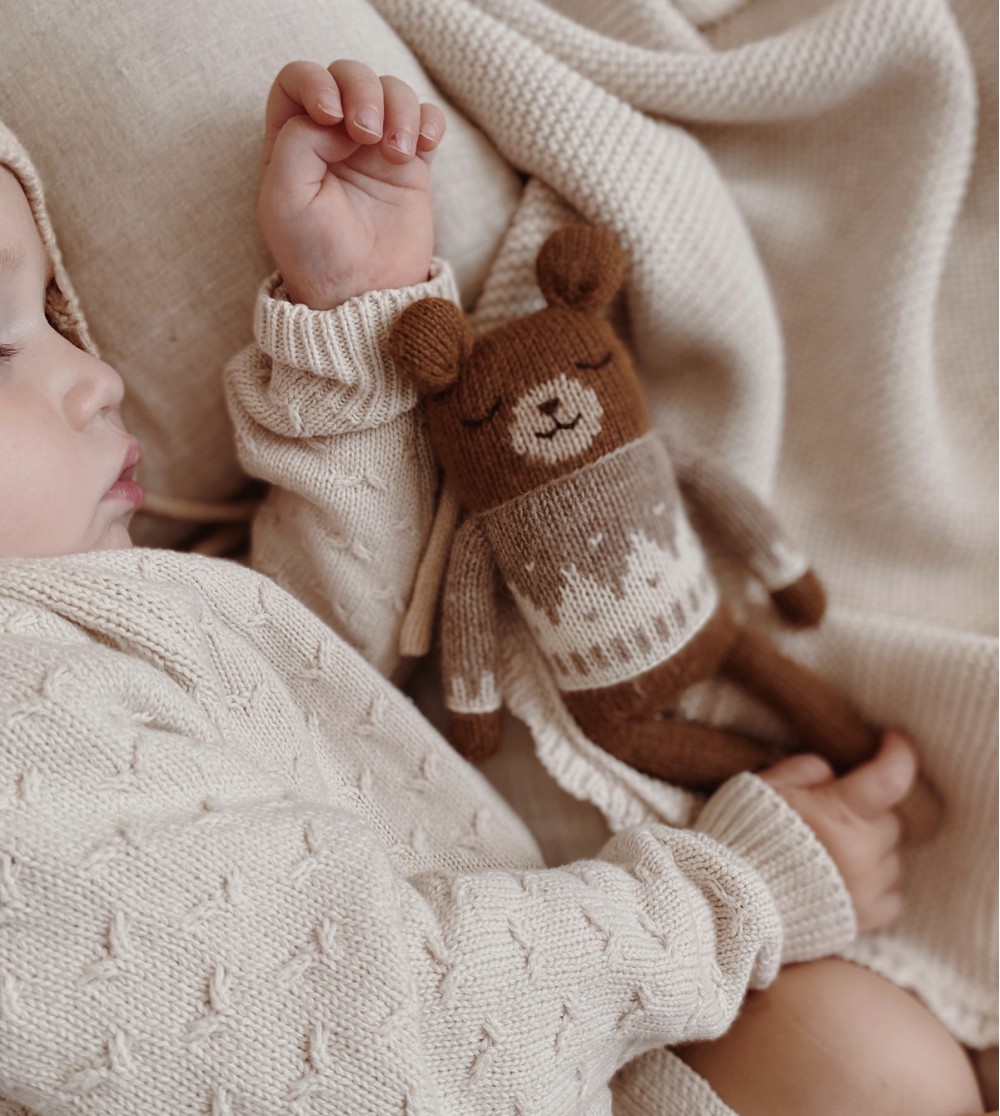 doudou-ourson-pull-jacquard-avoine