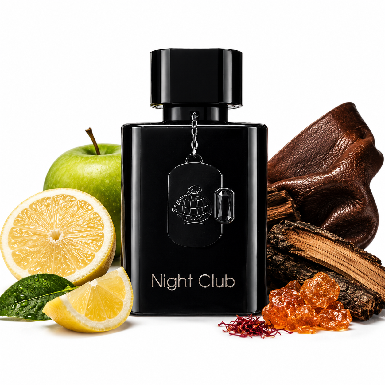 Flacon Night Club Fragrance World Eau de Parfum 100 ml sur fond blanc avec notes de bergamote, pomme, cuir et bois d’agar.
