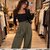 Pantalon ballon kaki mannequin cheveux bouclés en boutique