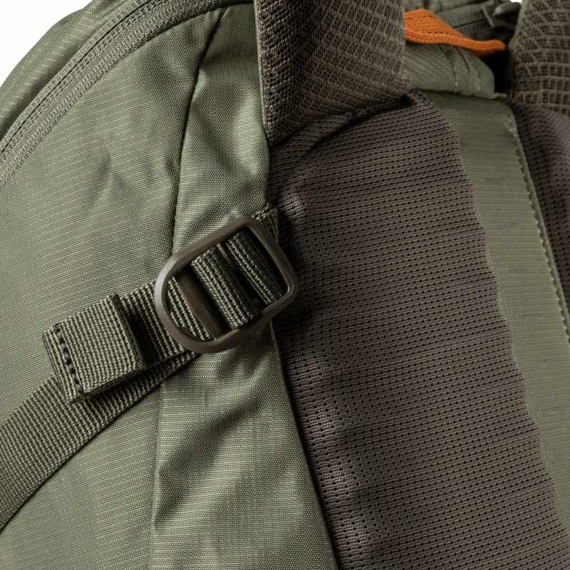 backpack-skyweight-vert-511