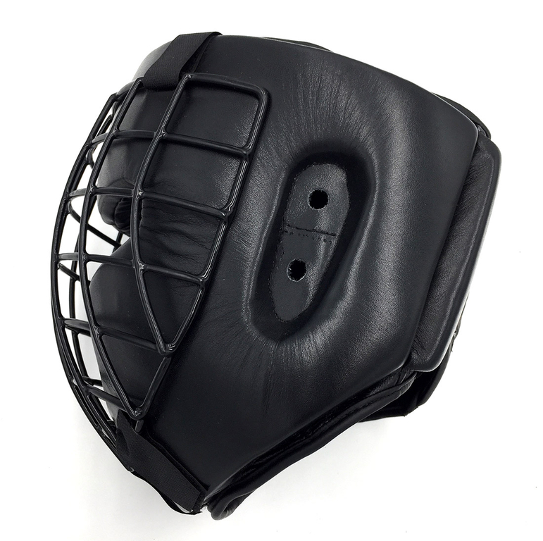 casque-de-boxe-en-cuir