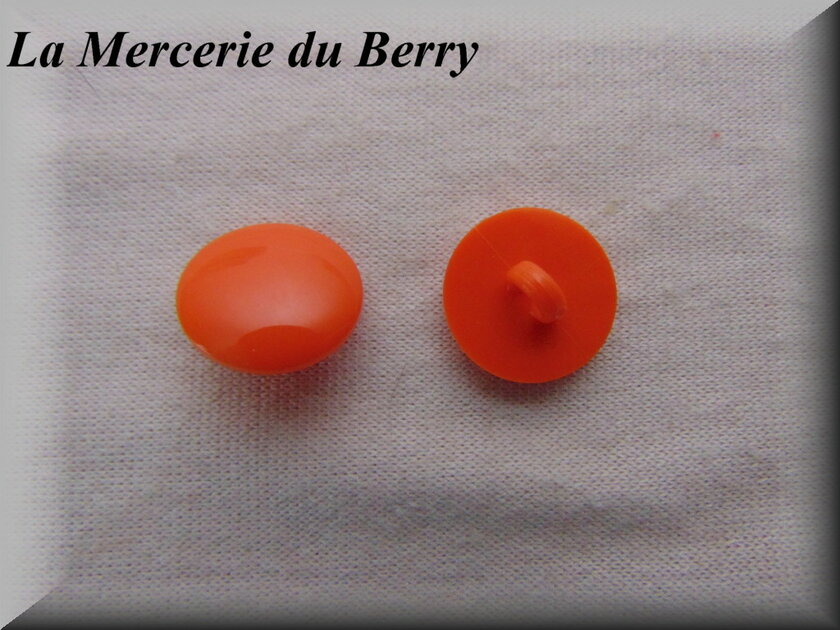 Lot De Boutons Vintage Lucite Orange - Mercerie Ancienne - Occasion