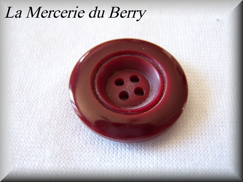 Bouton De Mercerie Ancien Couleur Bordeaux – Vintage, Datant De 1967, Lot De 1 à 10 Pièces