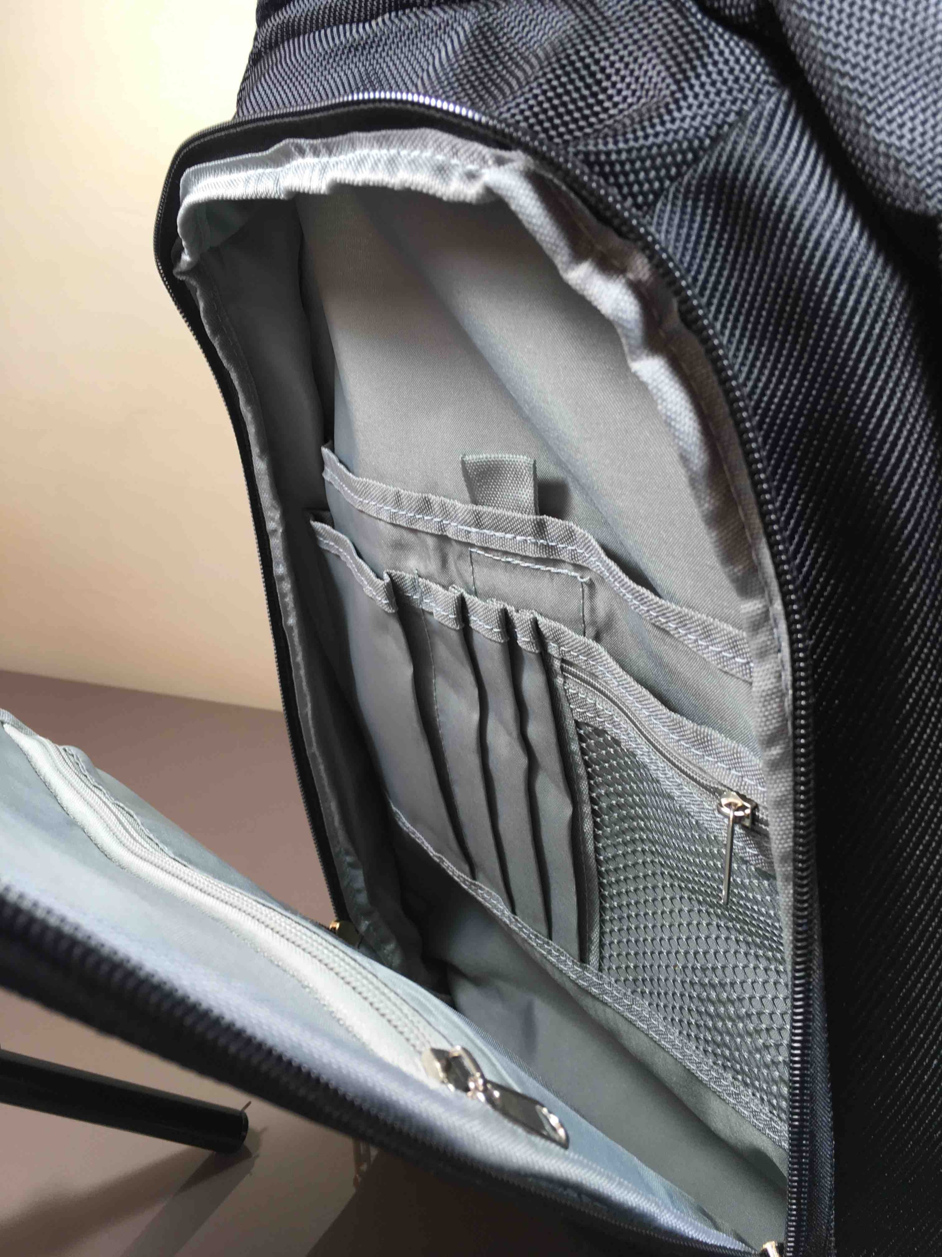 clignotantS sans fil MONOROUE POCHE DEVANT sac a dos business