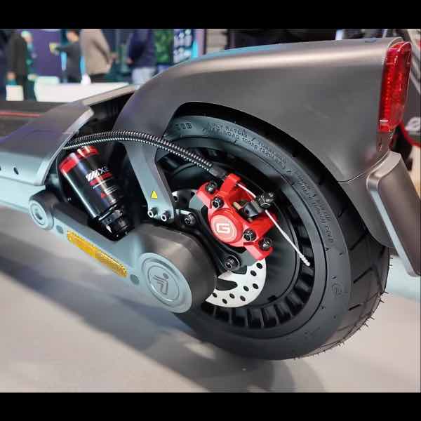 roue arrière trottinette Segway G3 max afficheurt