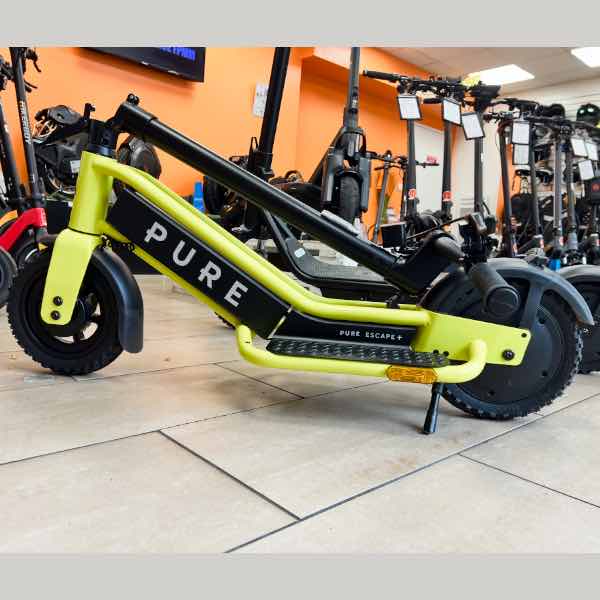 Trottinette PURE escape mag
