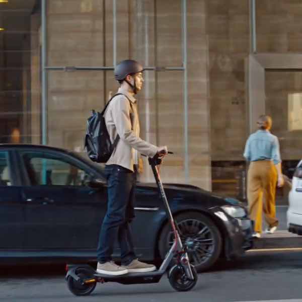 trottinetet electrique ninebot F3pro