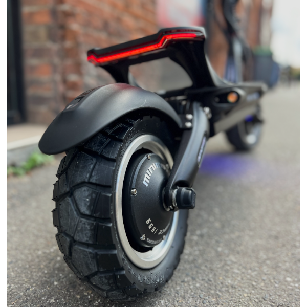 Trottinette electrique Dualtron Luxury plus arrière