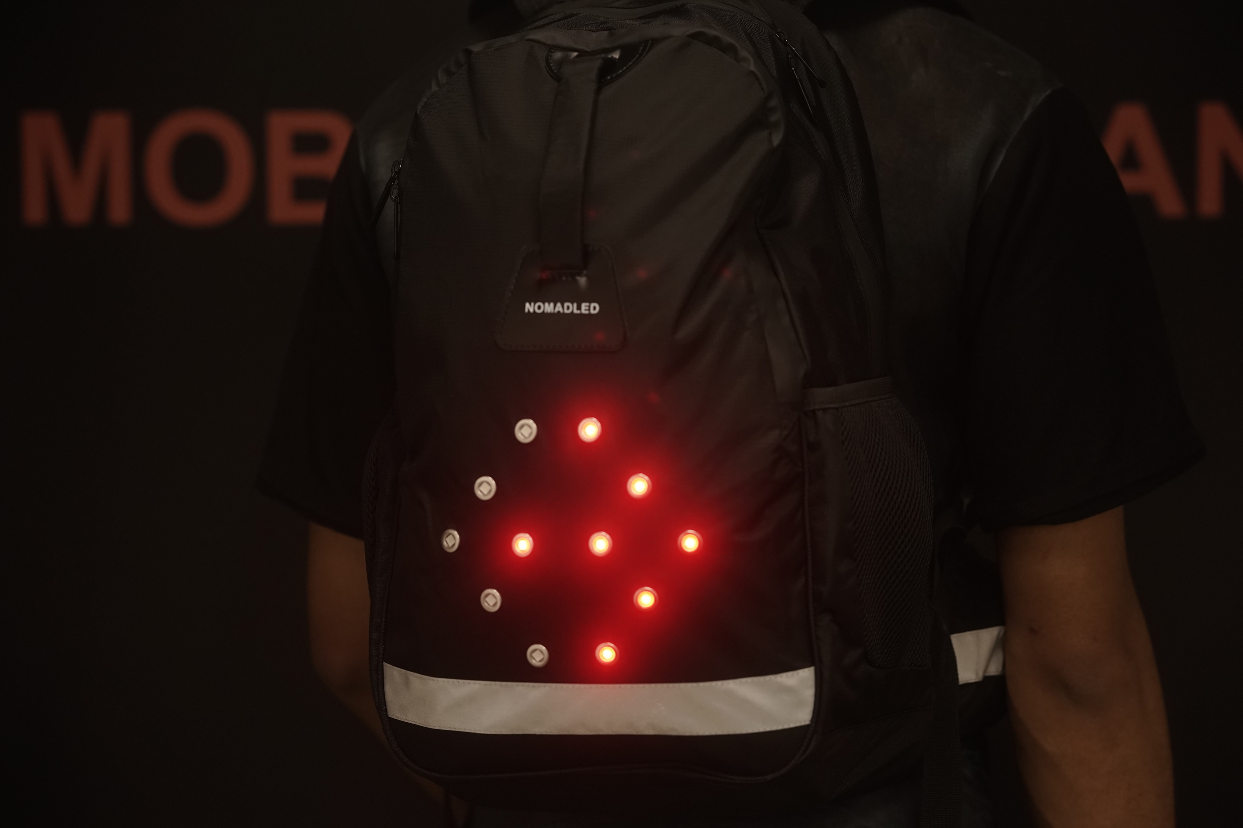Sac à dos vélo étanche à LED avec clignotants 20 L MoonRide