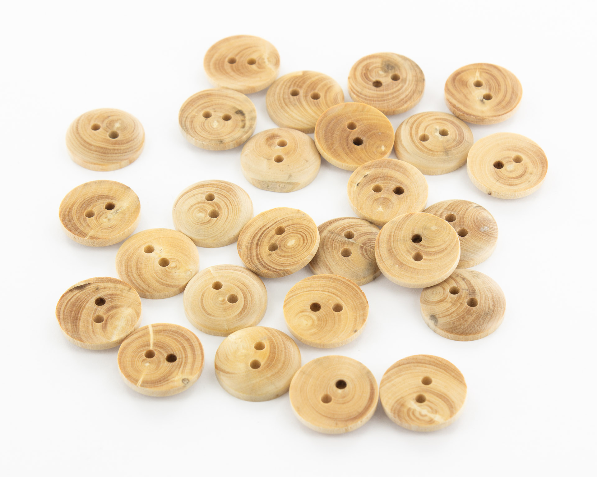 2 Boutons couture fantaisie en bois - 3 cm - Rosaces, écritures BOU397 :  Boutons par kersidan