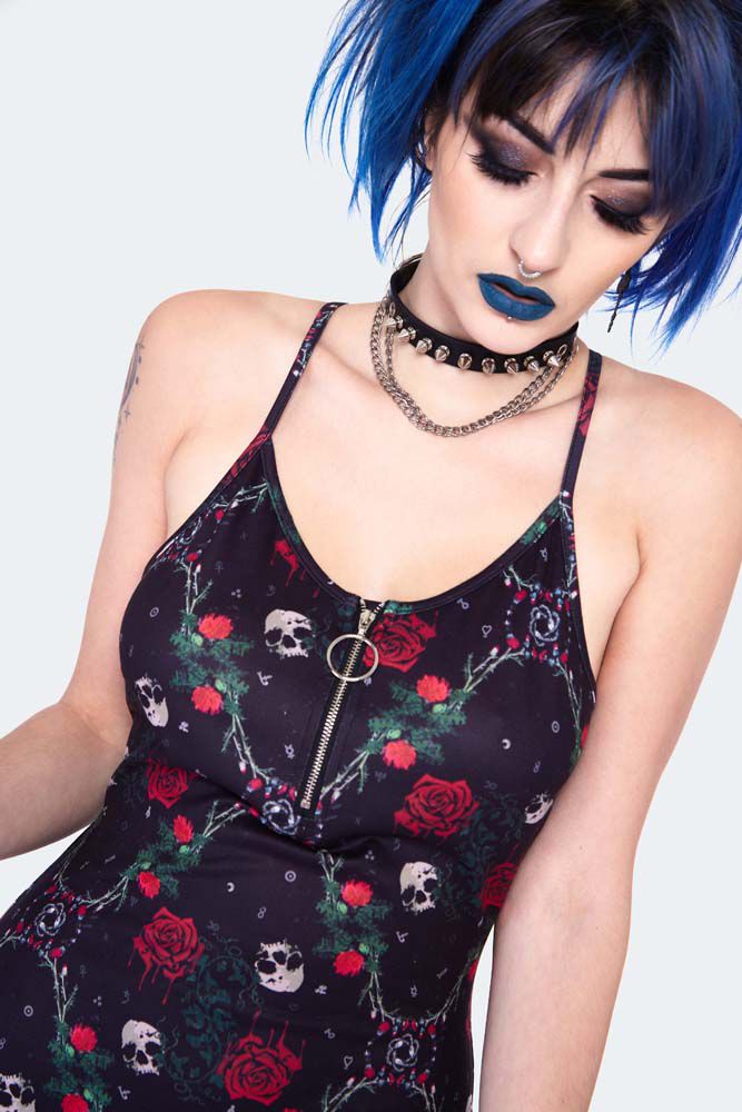 LDDRA9566b_mini-robe-gothique-glam-rock-jawbreaker-skull-roses