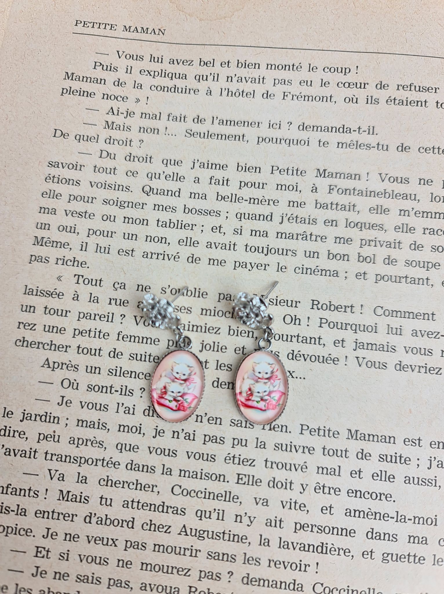 MNBOU005b_boucles-oreilles-retro-style-vintage-cutie-kitty