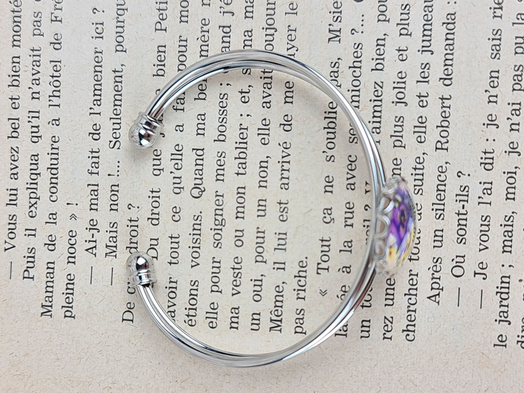 MNBRA002bb_bracelets-retro-style-vintage-victorien-purple-pansies