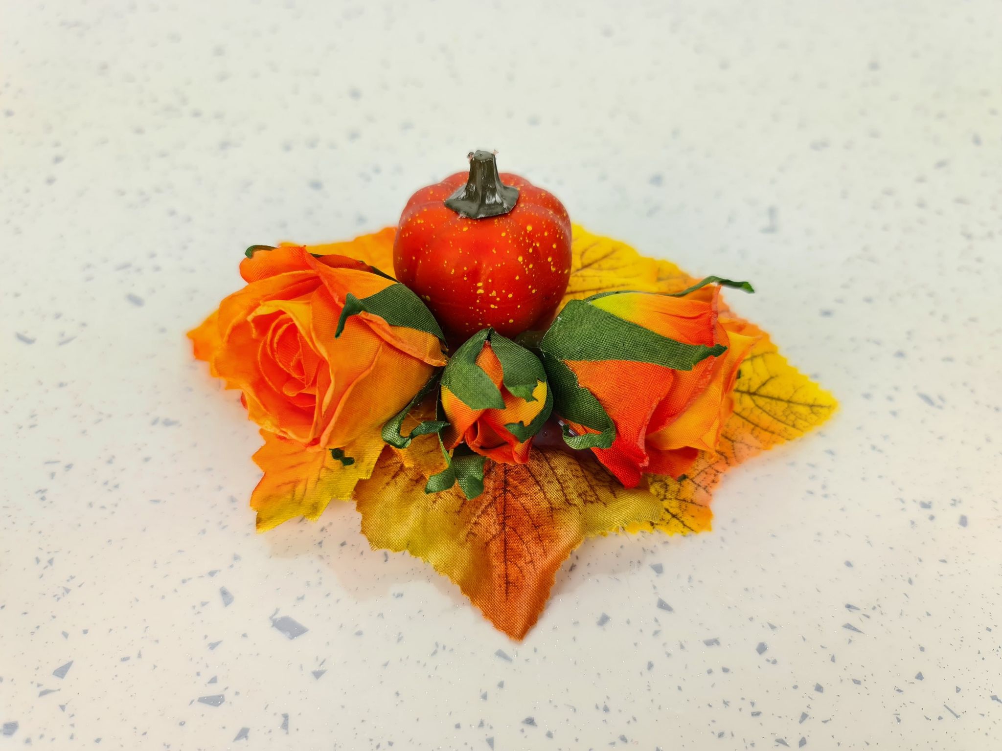 MNHAIR035bbb_barrette-broche-fleur-pinup-automne-citrouille