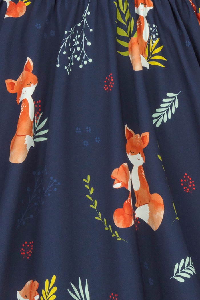 LVTEA011b_robe-retro-pinup-50-s-rockabilly-lady-vintage-tea-party-winter-cub-renard