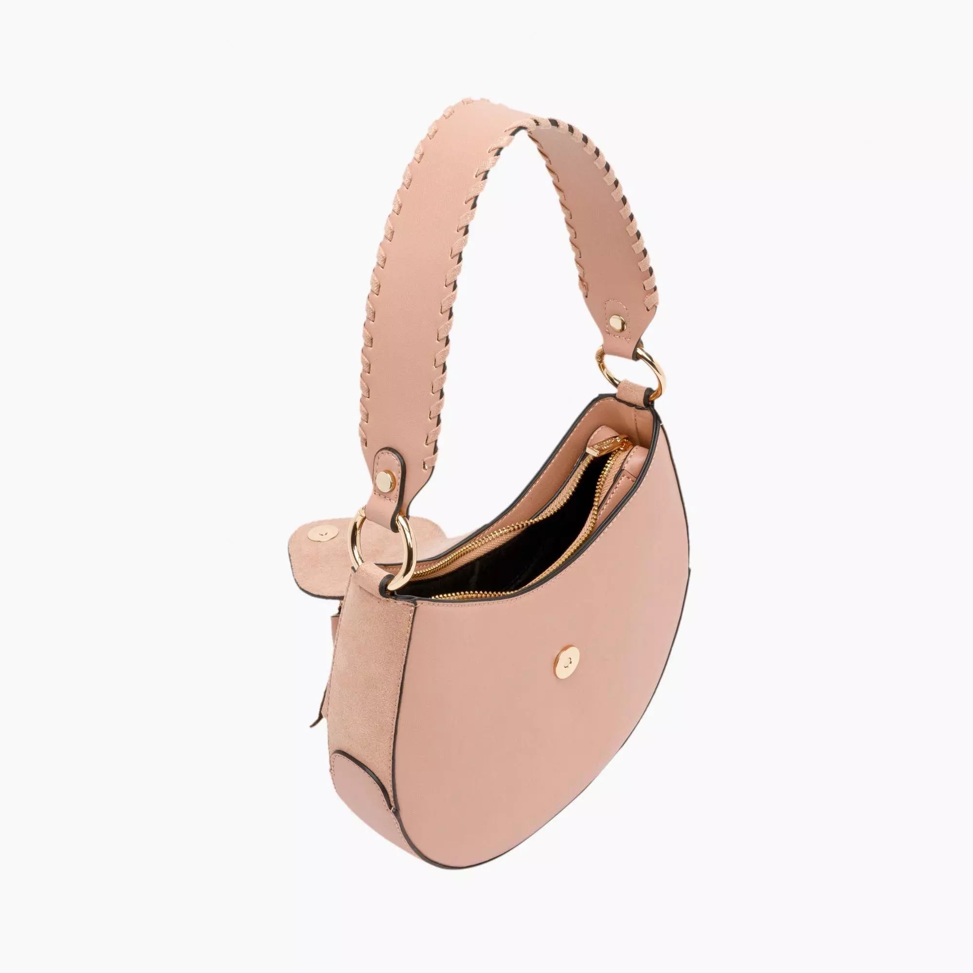 INT001-BAG009b
